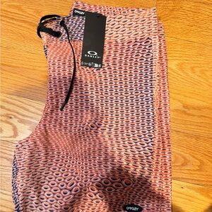 Oakley Cosmic Tides 18” Board Short Size 32